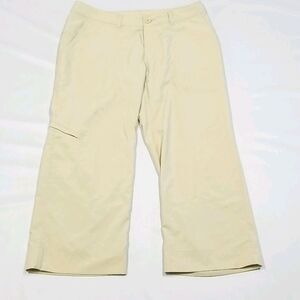 Patagonia Pants Capris Women's Size 8 Light Khaki Pockets Button Zipper Closure